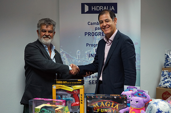 Ir a la noticia Hidralia más solidaria, para que todos los niños de San Fernando tengan un juguete esta Navidad