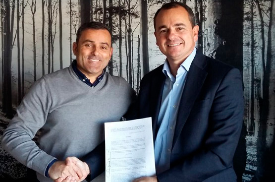 Ir a la noticia Hidralia y el Ayuntamiento de Manilva renuevan el fondo social del agua para familias vulnerables