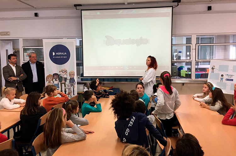 Ir a la noticia Más de 1000 alumnos de Primaria participan en la campaña de consumo responsable del agua de Hidralia en Marbella