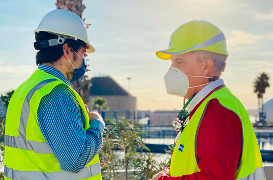 Ir a la noticia La prueba piloto para la reducción de malos olores en la red de alcantarillado en Roquetas de Mar alcanza un 75% de efectividad