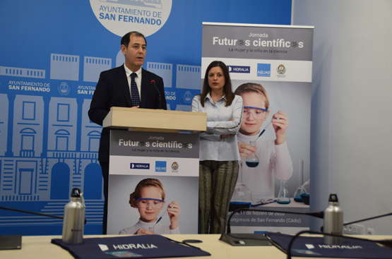 Ir a la noticia La jornada 'Futur@s Científic@s' mostrará referentes femeninos en ciencias y en ingeniería con motivo del 'Día de la Niña y la Mujer en la Ciencia'